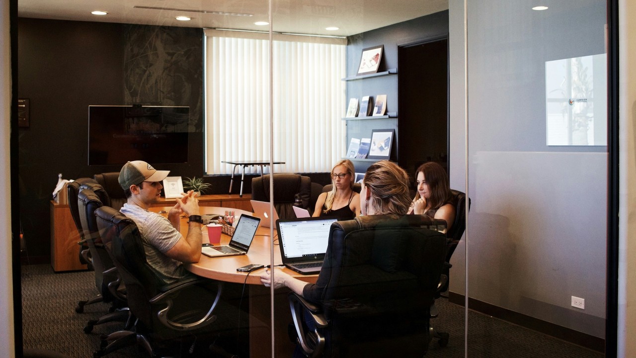 Navigating an Employer's Market: Strategies for Jobseekers